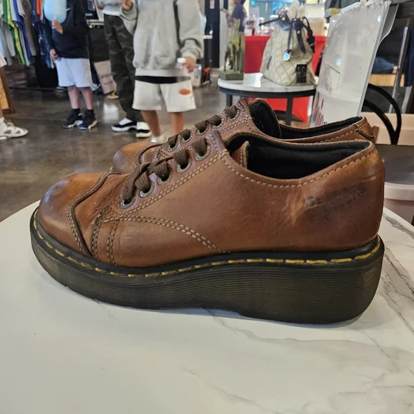 Dr. Martens | Shoes | Dr Martens 865 Airwair Unisex Brown  display picture 1